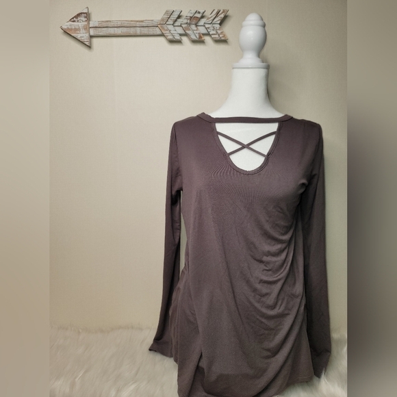 mts Tops - NWOT Ladies Medium Top